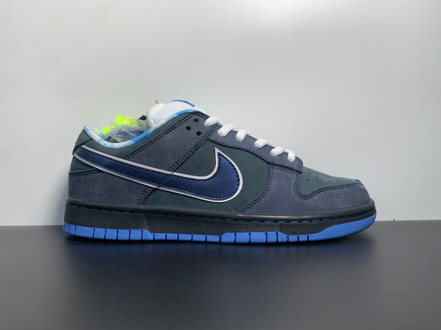 CONCEPTS x Nike Dunk SB Low Blue Lobster 313170-342