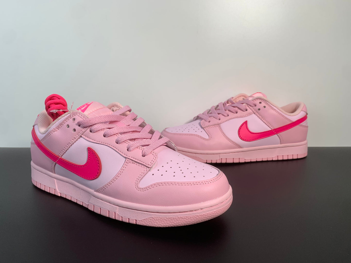 Nike Dunk Low Triple Pink  DH9765-600