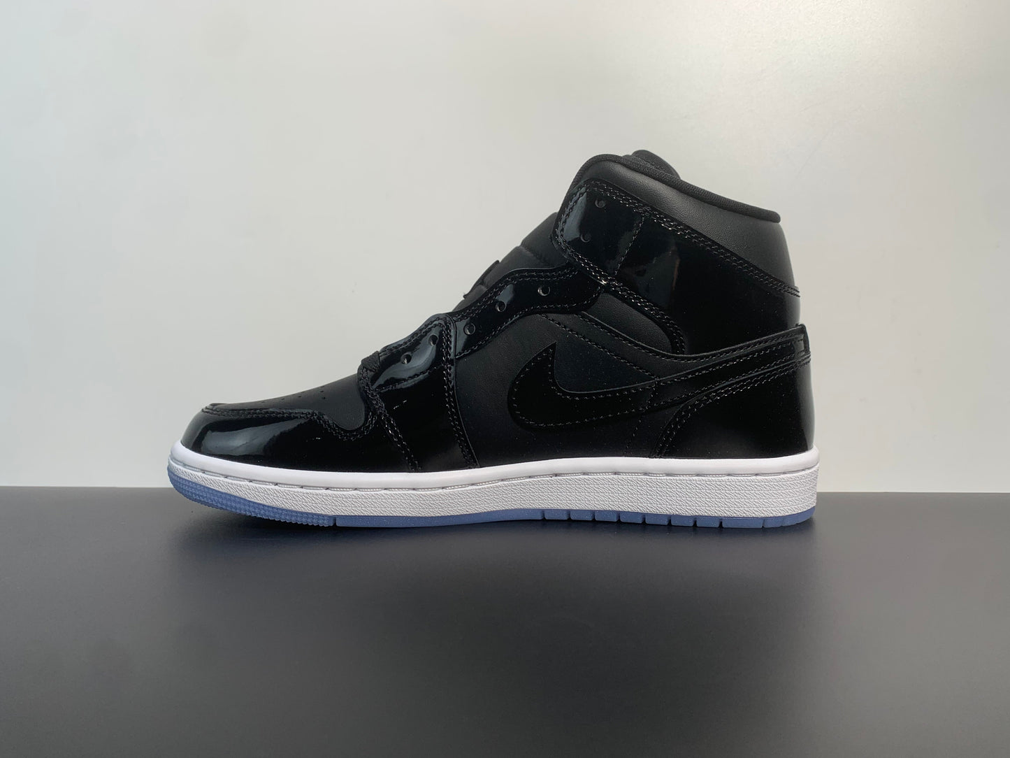 Air Jordan 1 Mid “Space Jam” DV1308-004