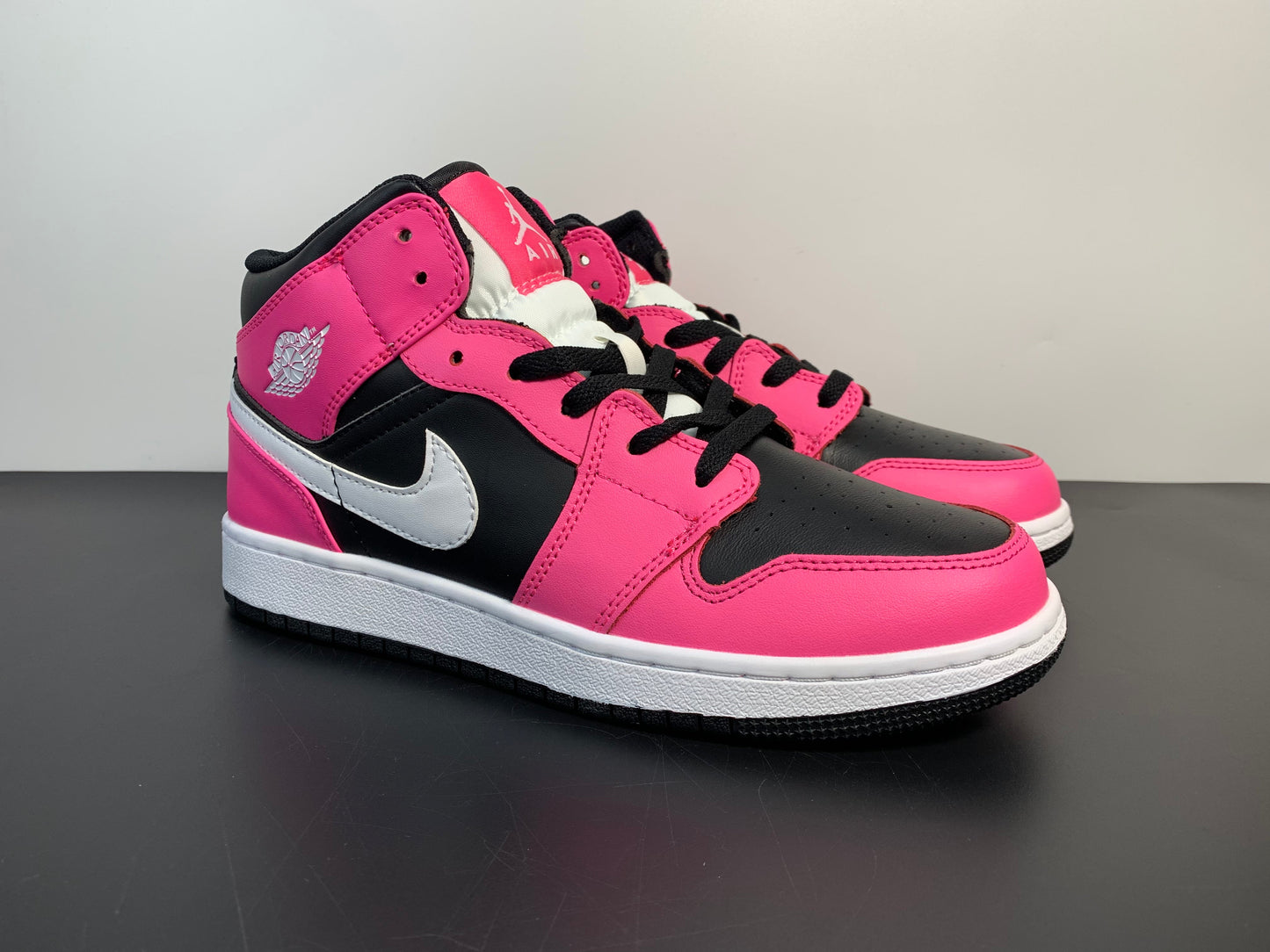 Air Jordan 1 Mid Pinksicle 555112-002