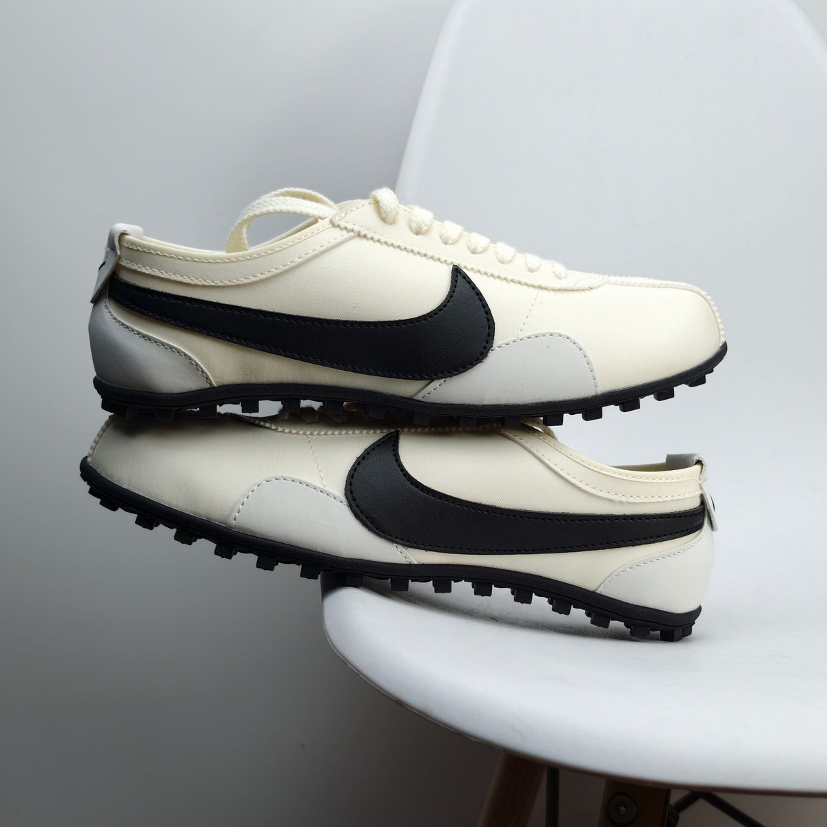 Jacquemus x Nike Jacumoon OG "Soft Pearl and Black"