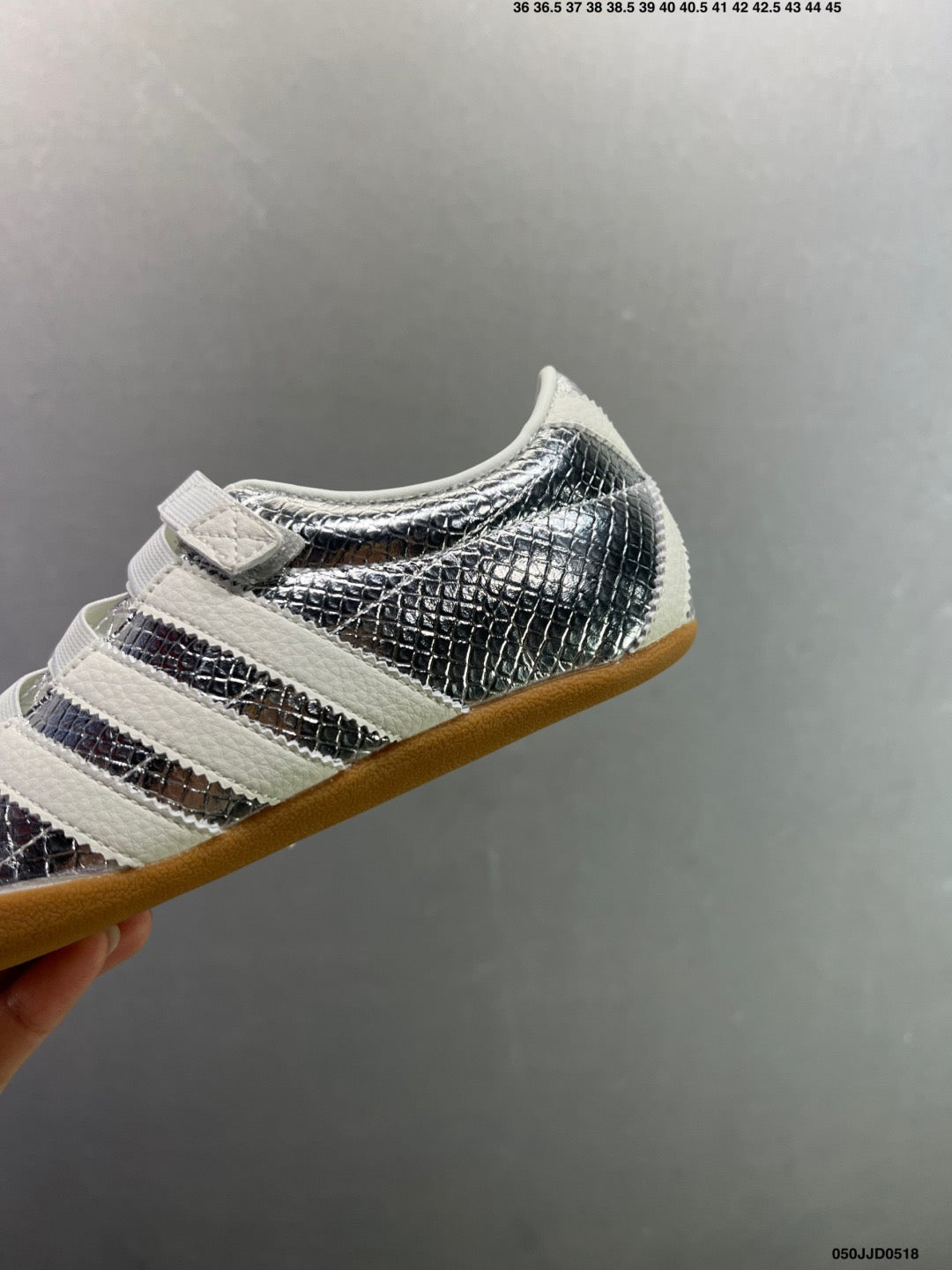Adidas Originals Tokyo W  Silver Metallic Cloud White Gum  JI3299