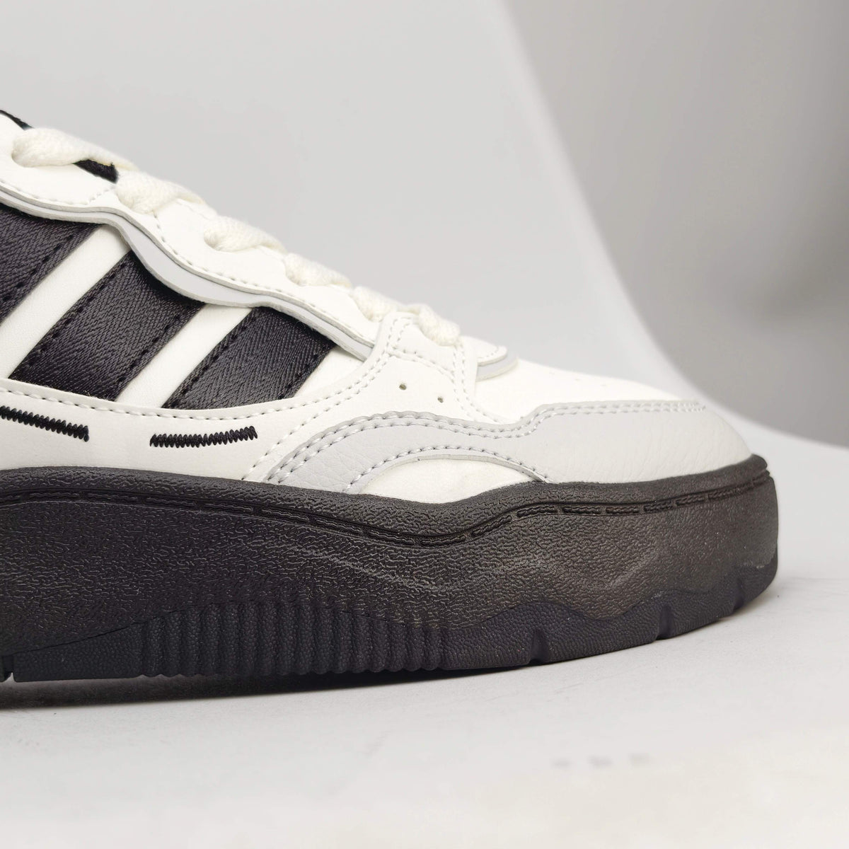 Adidas Originals Lite Shuffle Black  KH9022