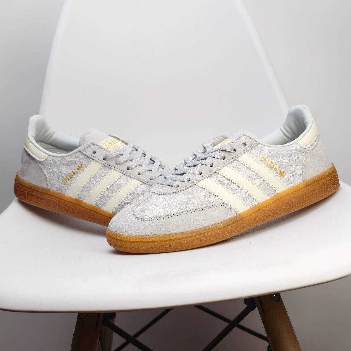 Adidas  HANDBALL SPEZIAL 056DND