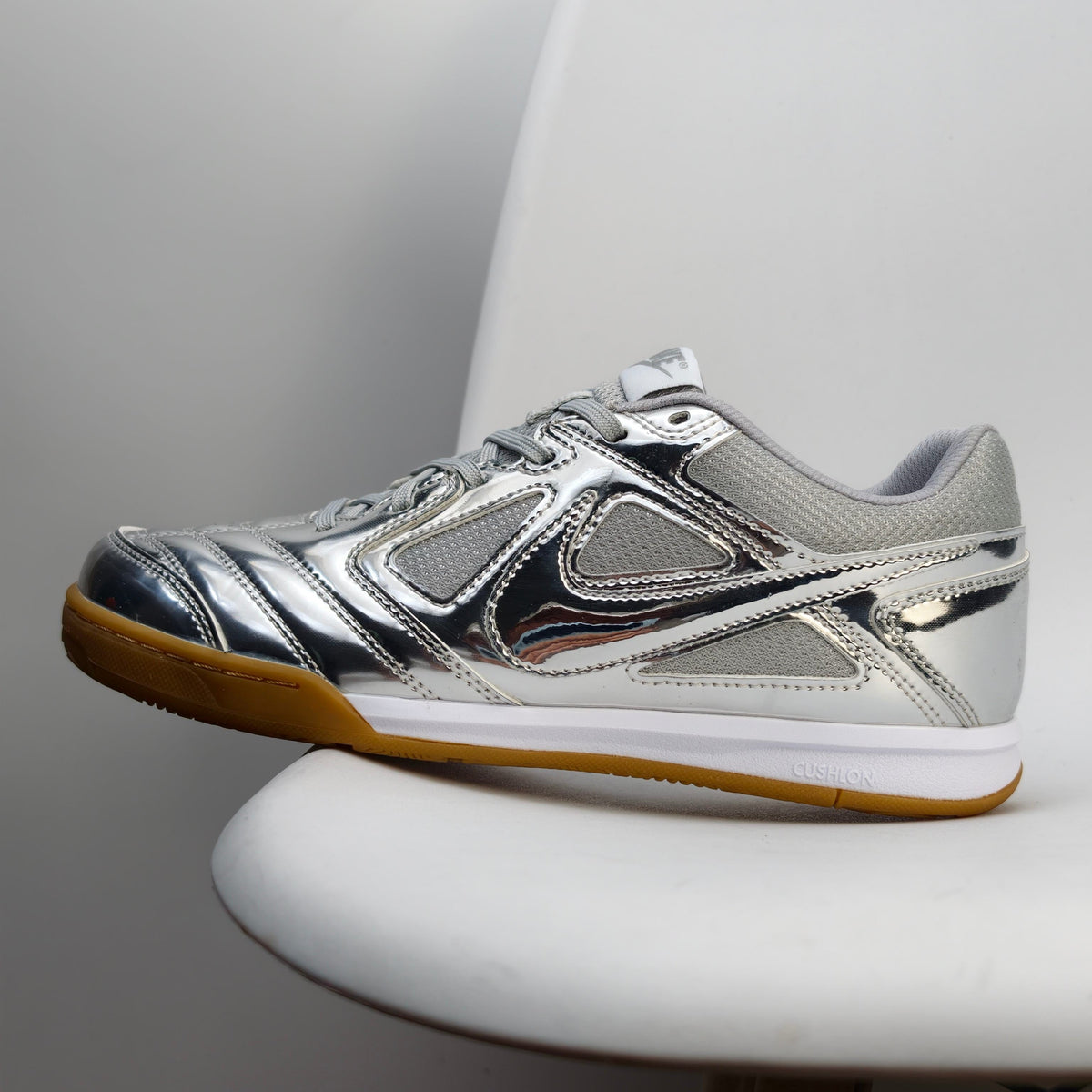 Nike Gato Silver HQ6019-102