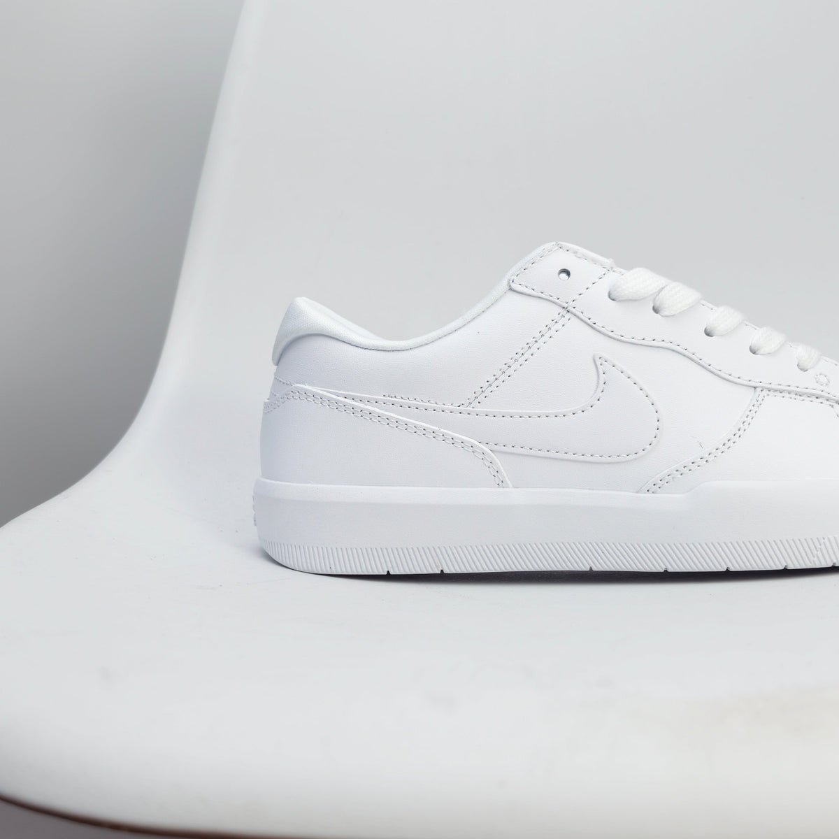 Nike SB Force 58  Premium "Triple White" 996JGD