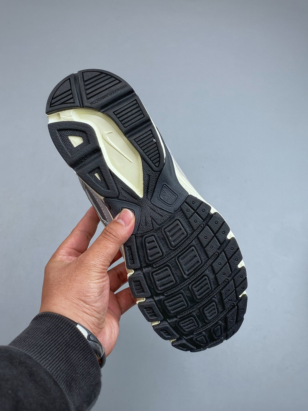Nike Initiator IB4339 042