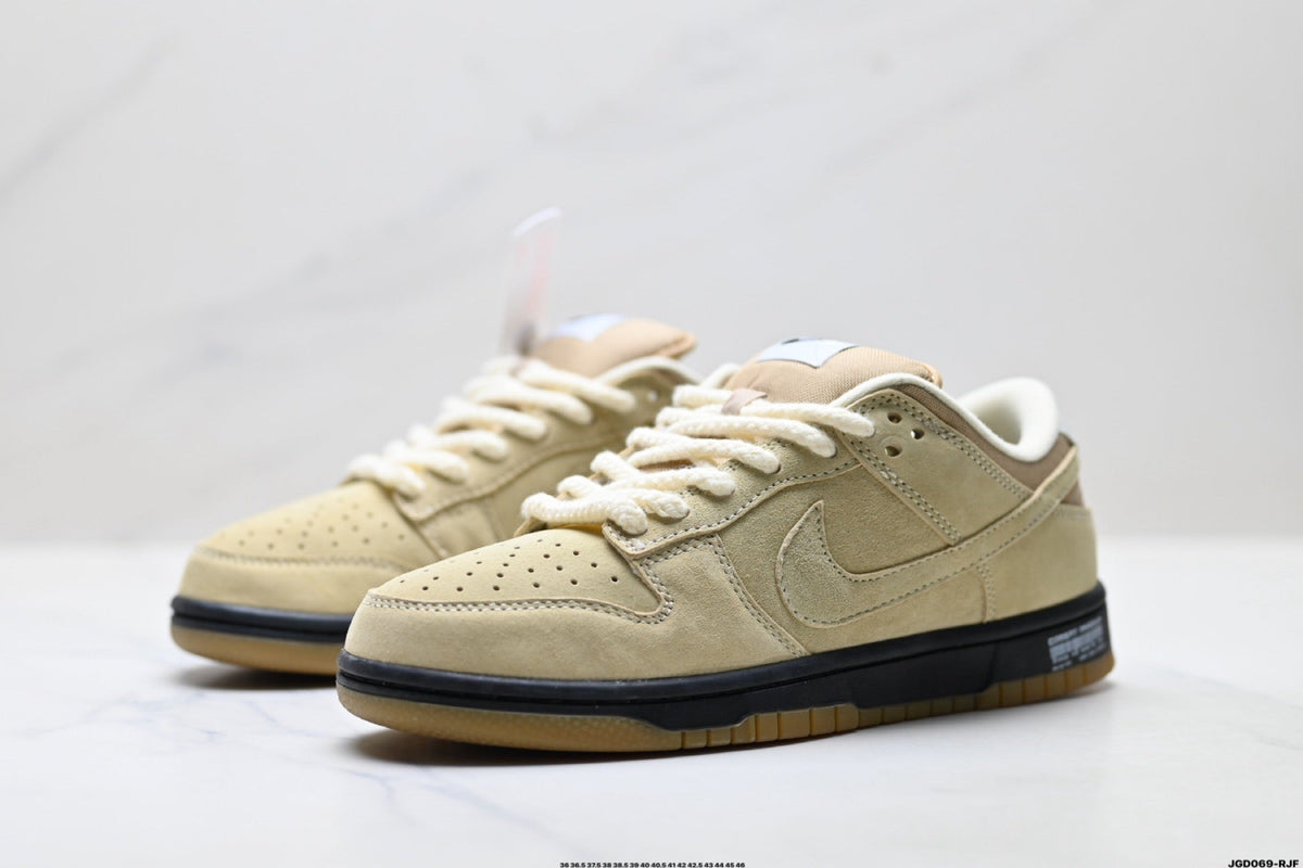 NIKE DUNK LOW Parachute Beige HJ0367-200