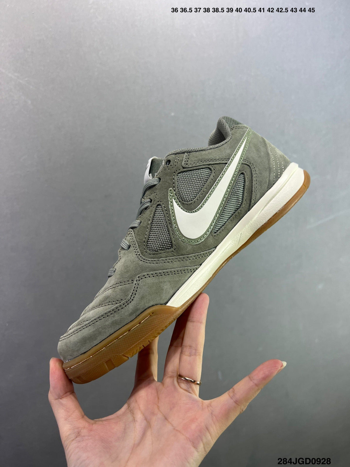 Nike Gato Green HQ6020