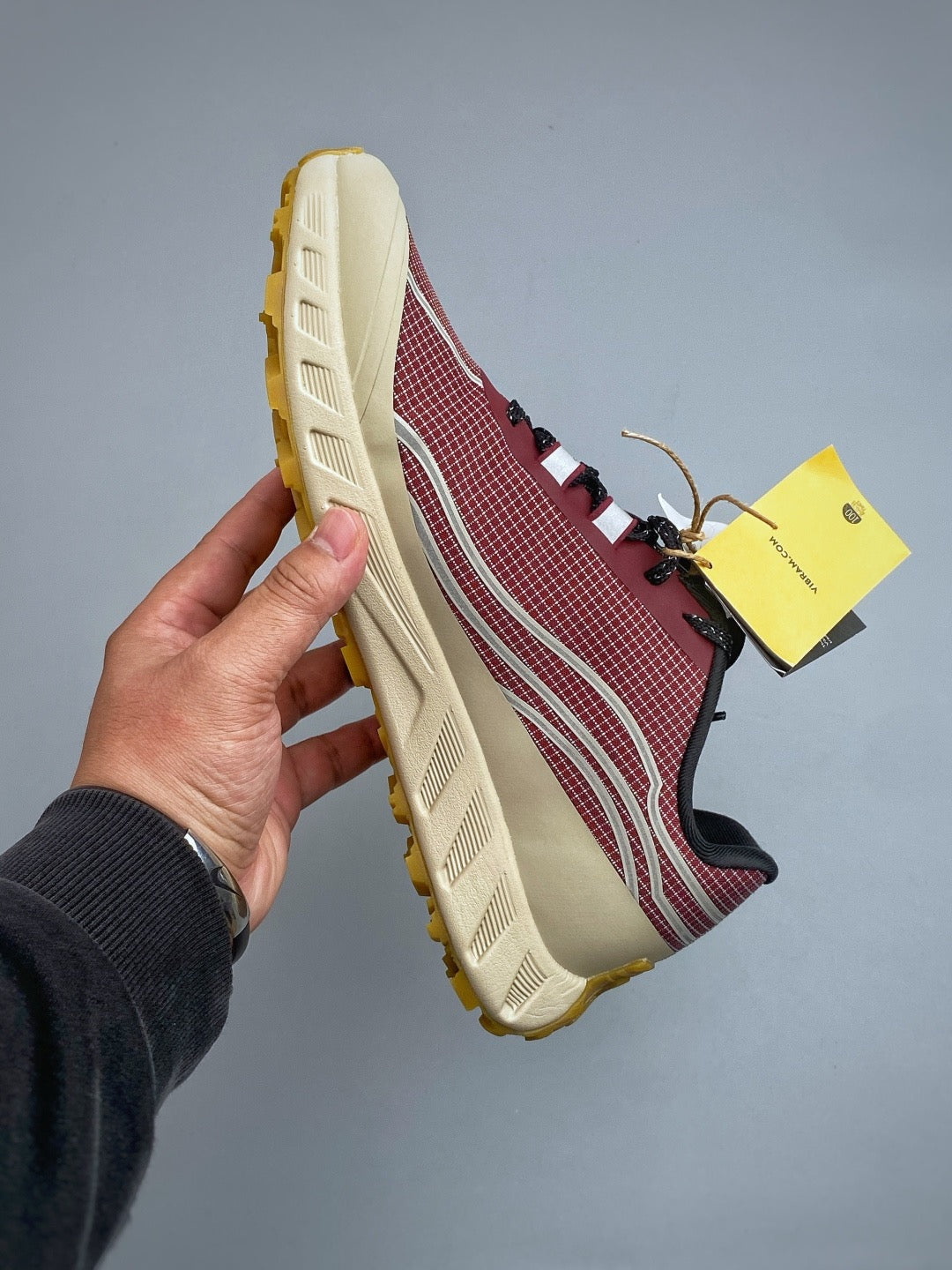 NORDA 002 Trail-Running Shoes Amaranth