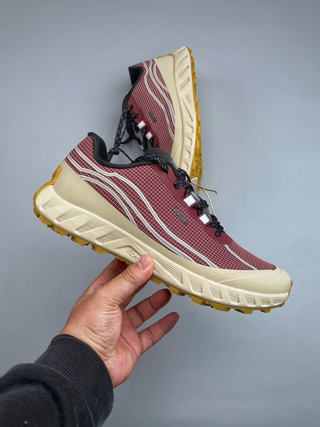 NORDA 002 Trail-Running Shoes Amaranth