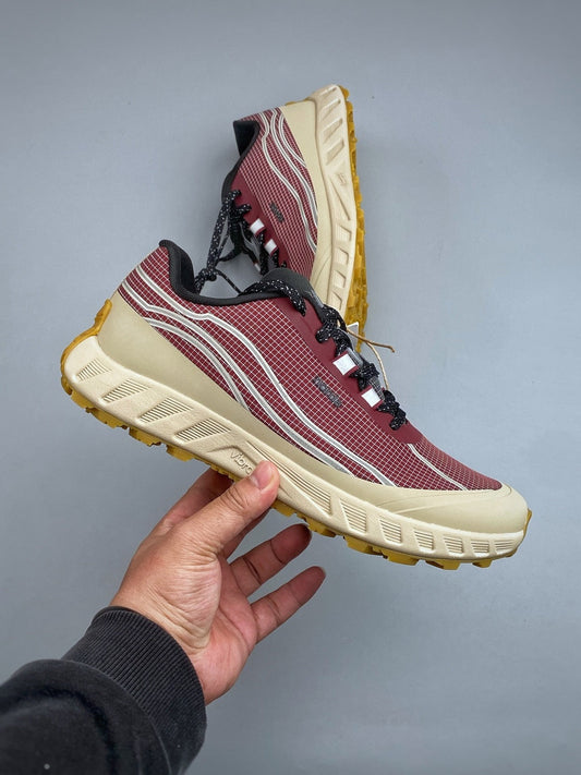 NORDA 002 Trail-Running Shoes Amaranth