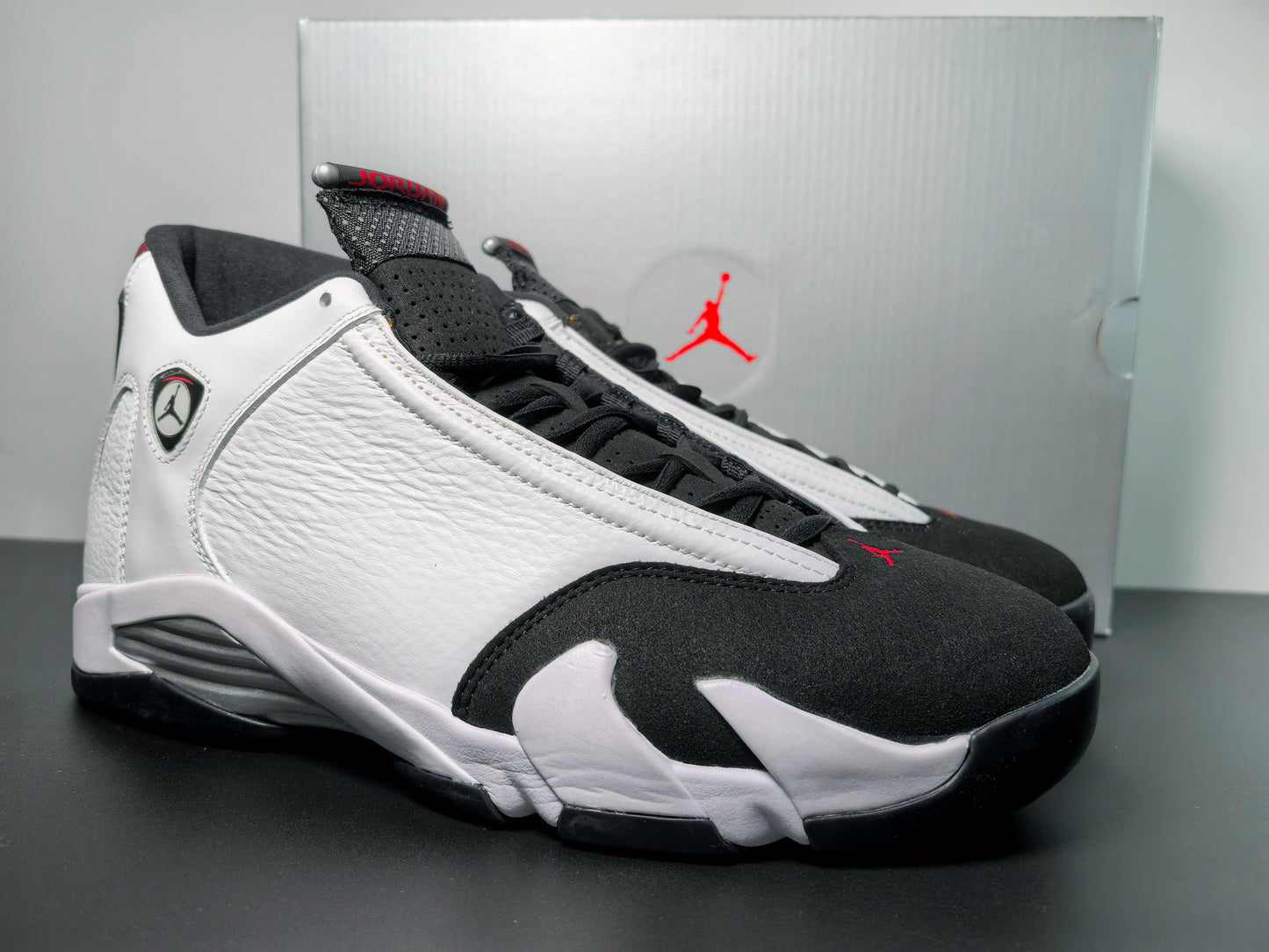 Air Jordan 14 “Black Toe” 487471-160