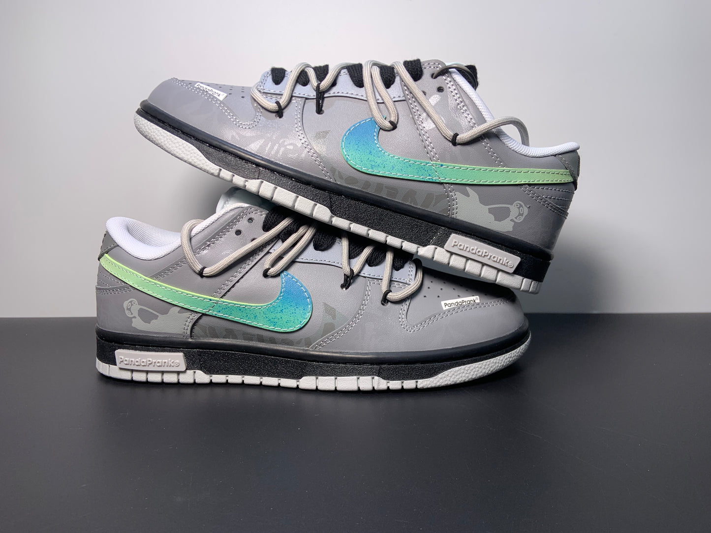 Nike Dunk LOW SB Space Exploration Gray