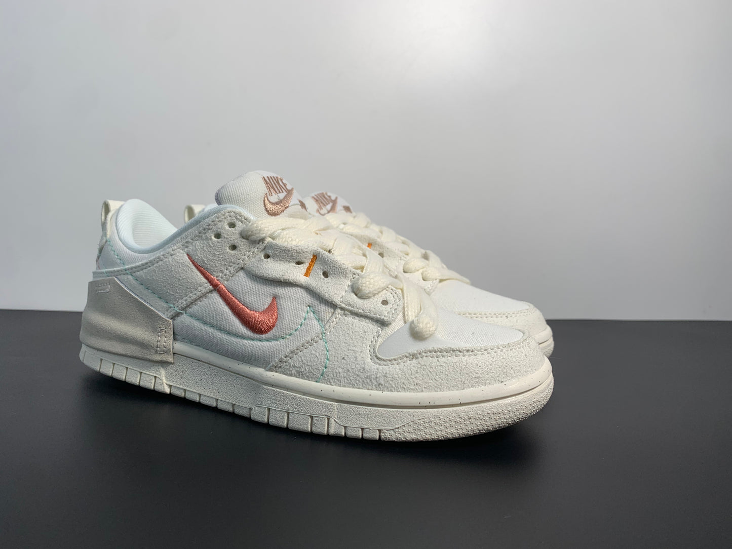 Wmns Dunk Low Disrupt 2 'Pale Ivory' DH4402-100