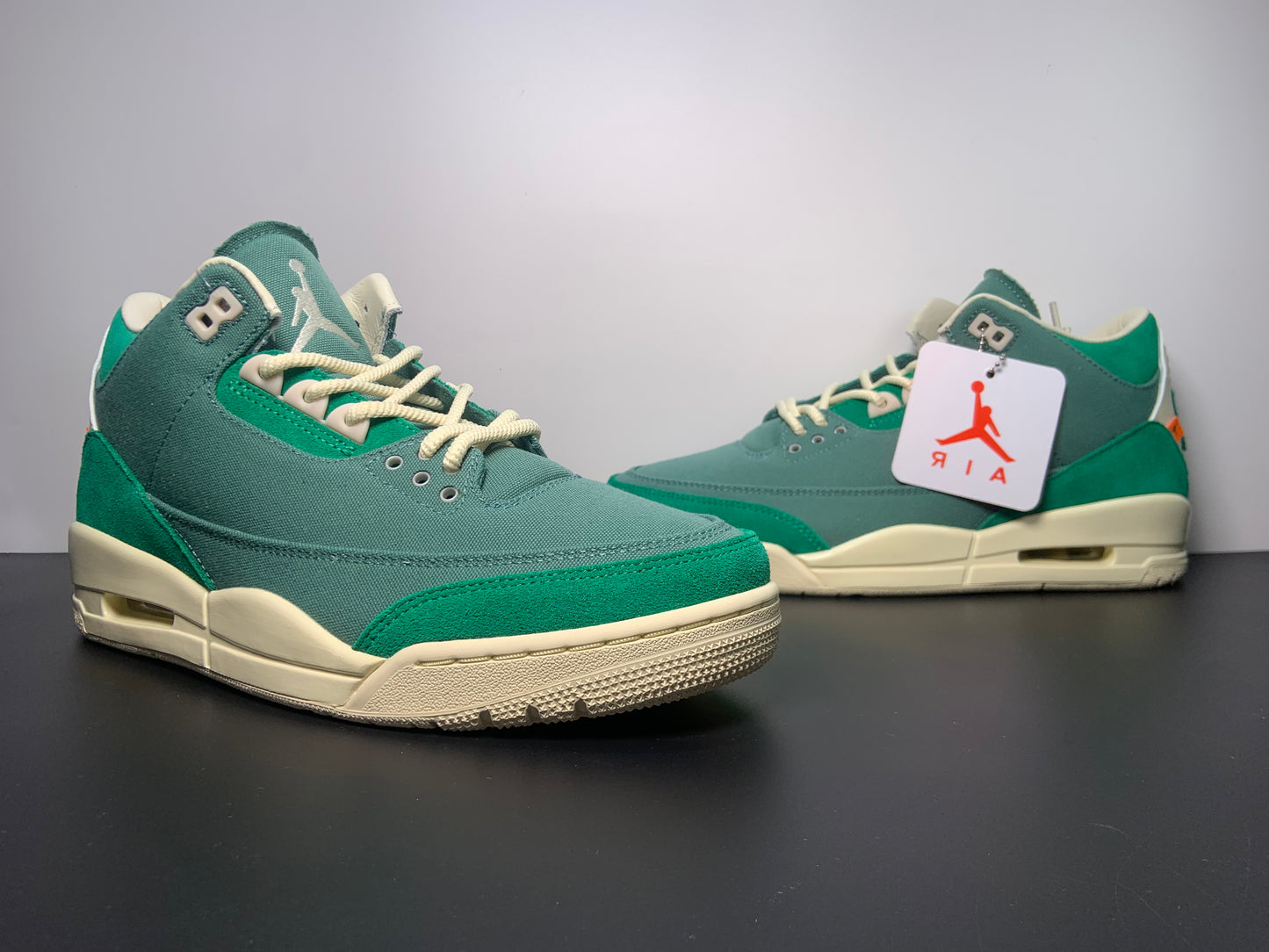 Nina Chanel Abney x Air Jordan 3 OG SP WMNS Bicoastal FZ7974-300