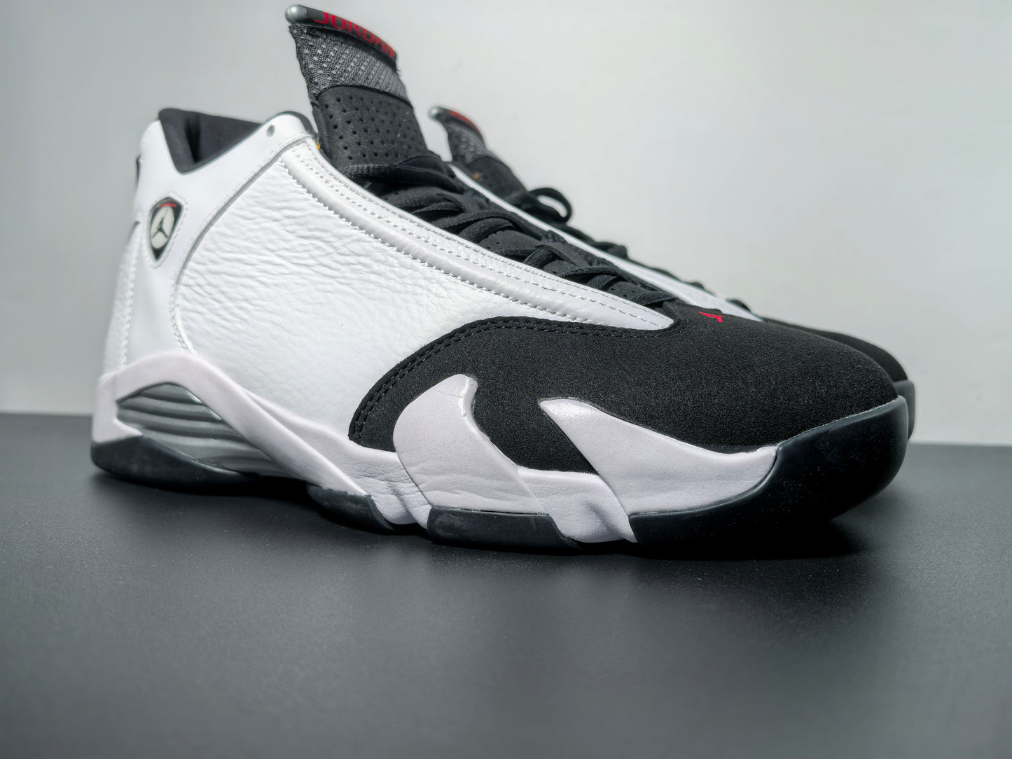 Air Jordan 14 “Black Toe” 487471-160