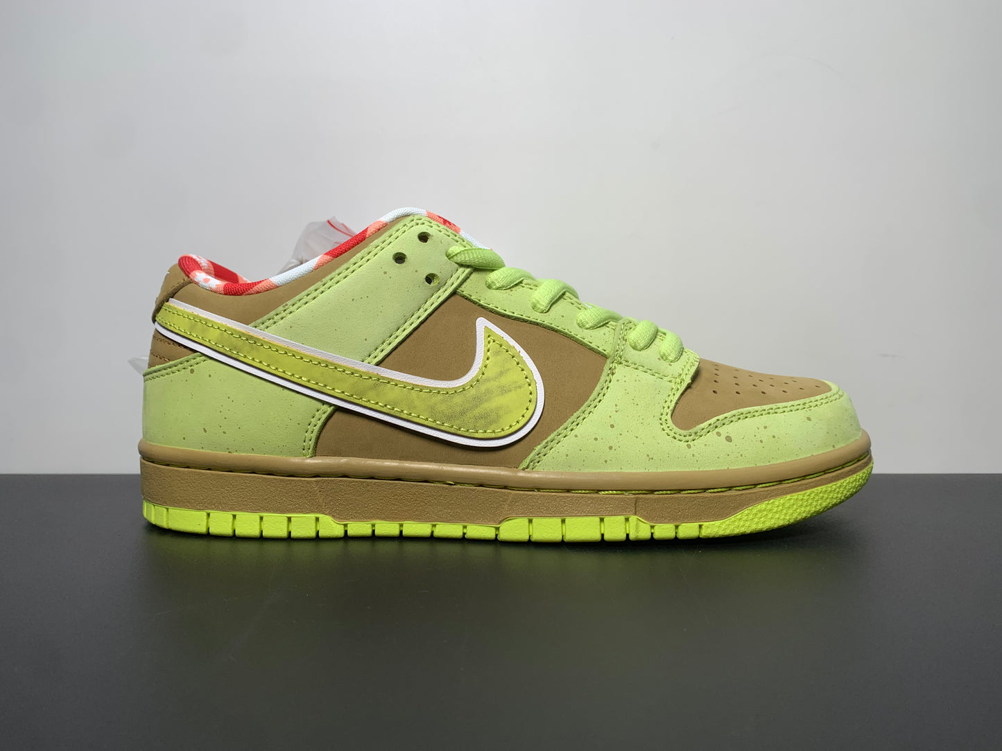 CONCEPTS × Nike Dunk SB Low Green Brown Lobster