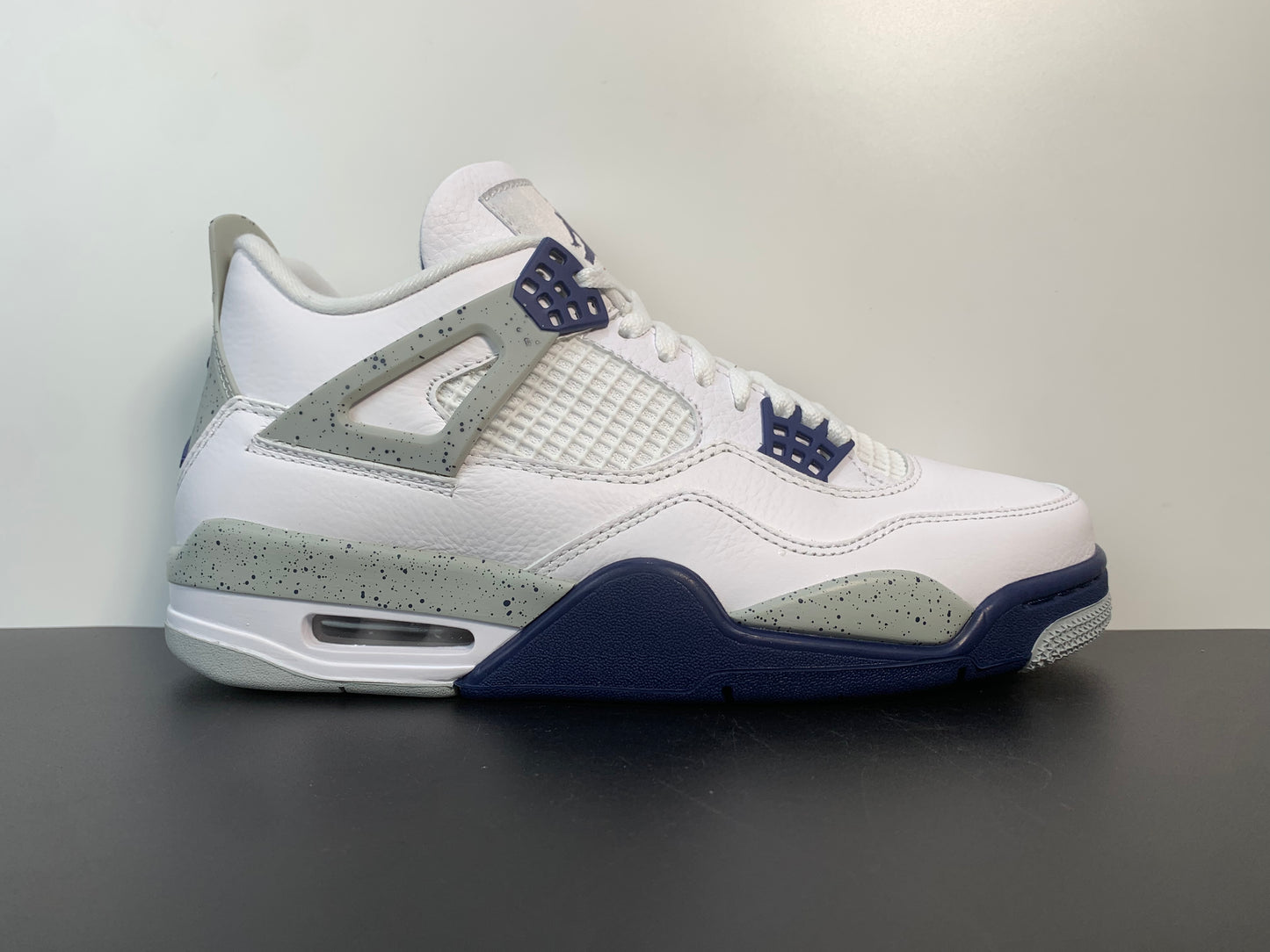 Air Jordan 4  Retro Midnight Navy DH6927-140