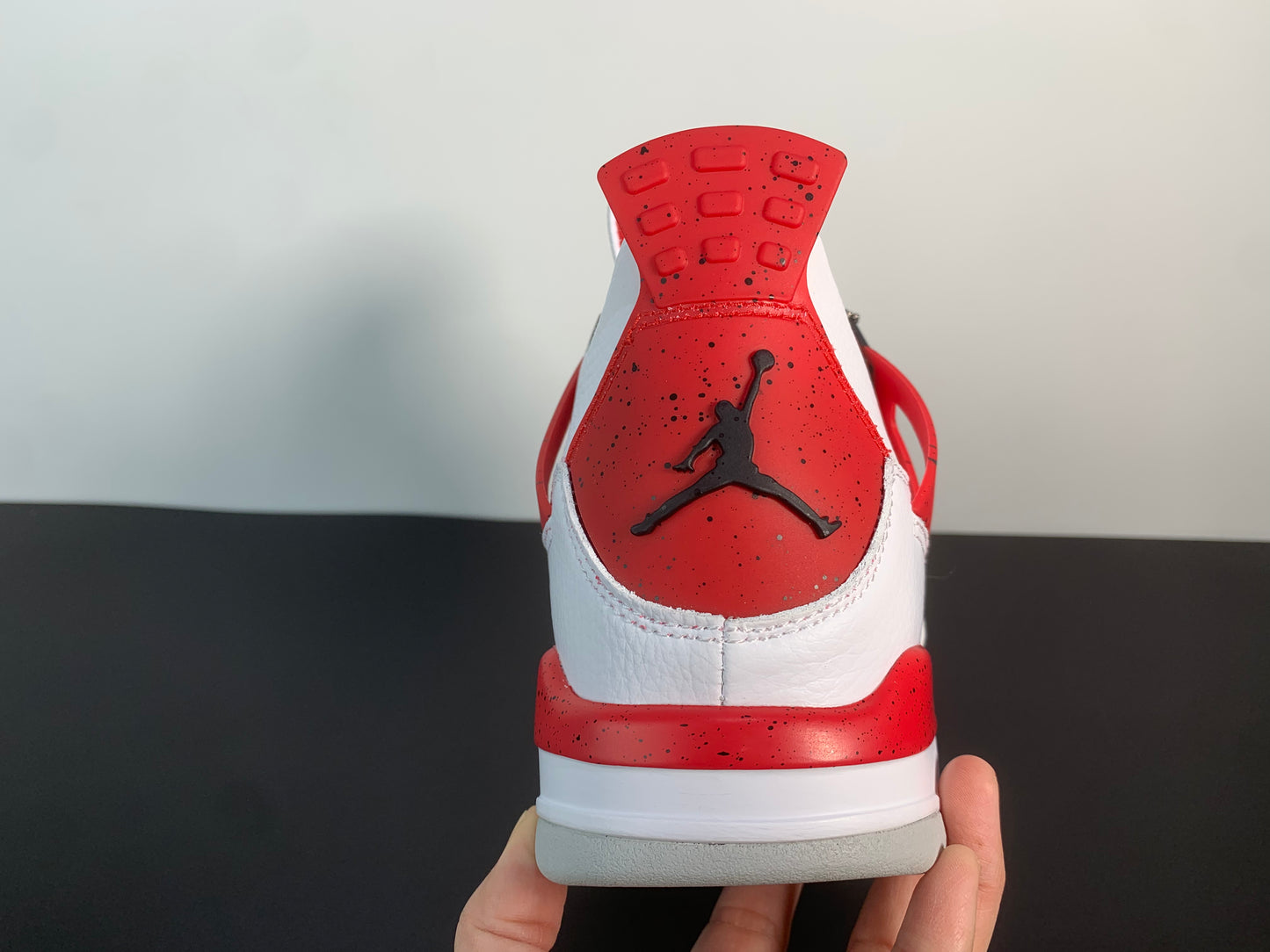 Air Jordan 4 RETRO Red Cement DH6927-161