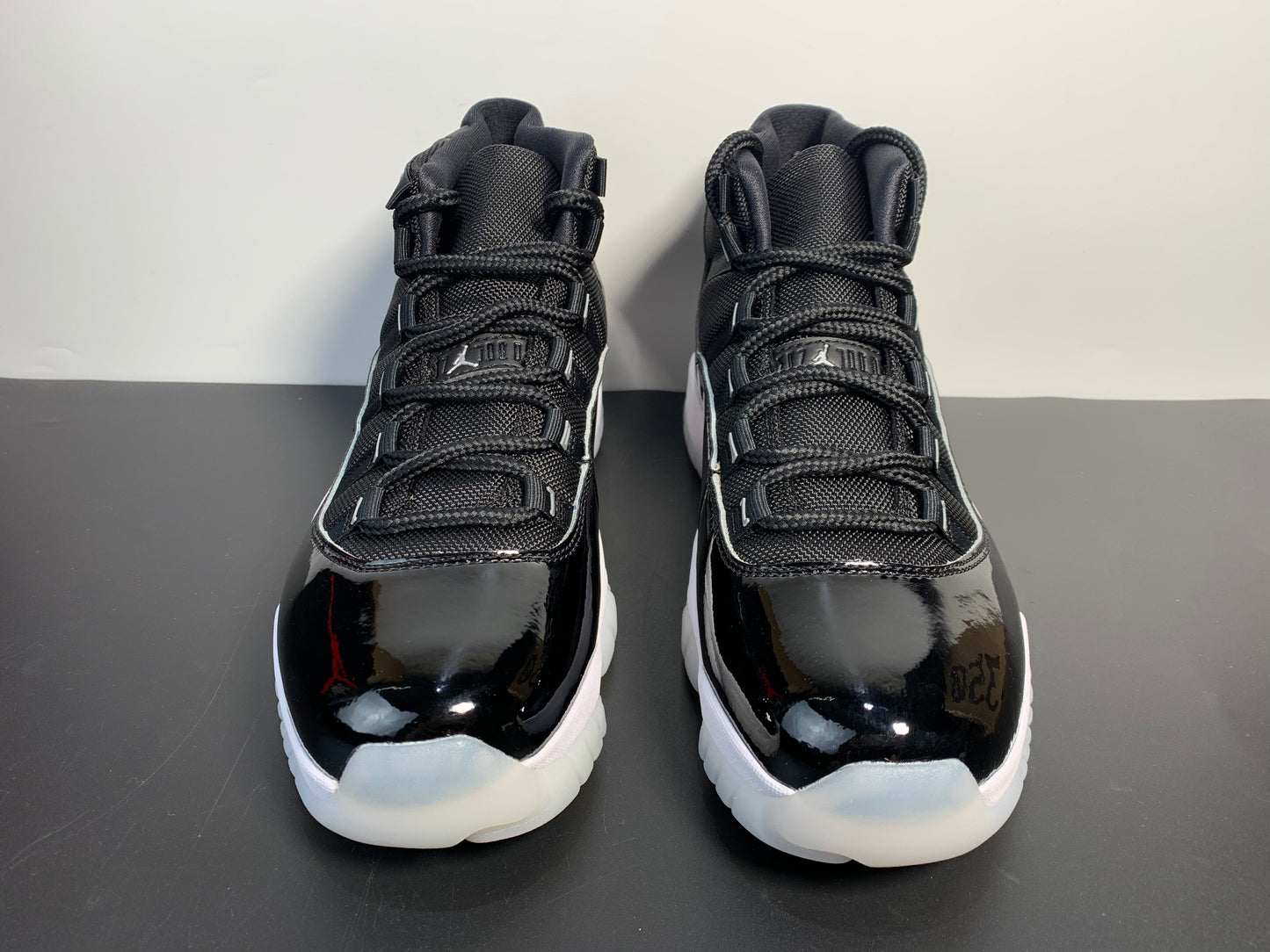 Air Jordan 11  Silver Eyelets CT8012-011