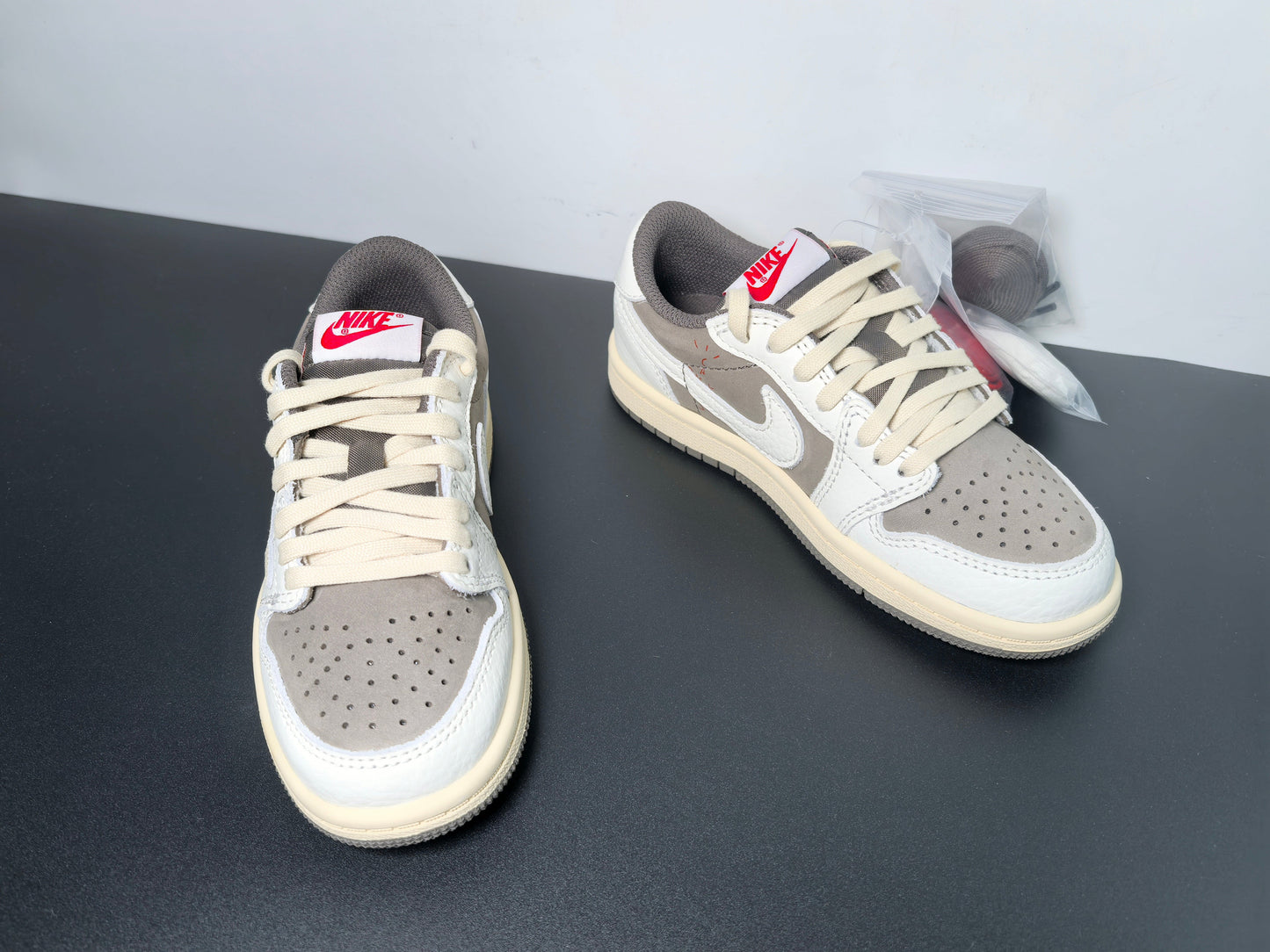 Travis Scott x Air Jordan 1 Retro Low OG PS 'Reverse Mocha'