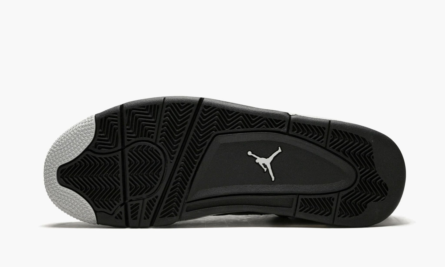 Air Jordan 4 Retro LS "Oreo"