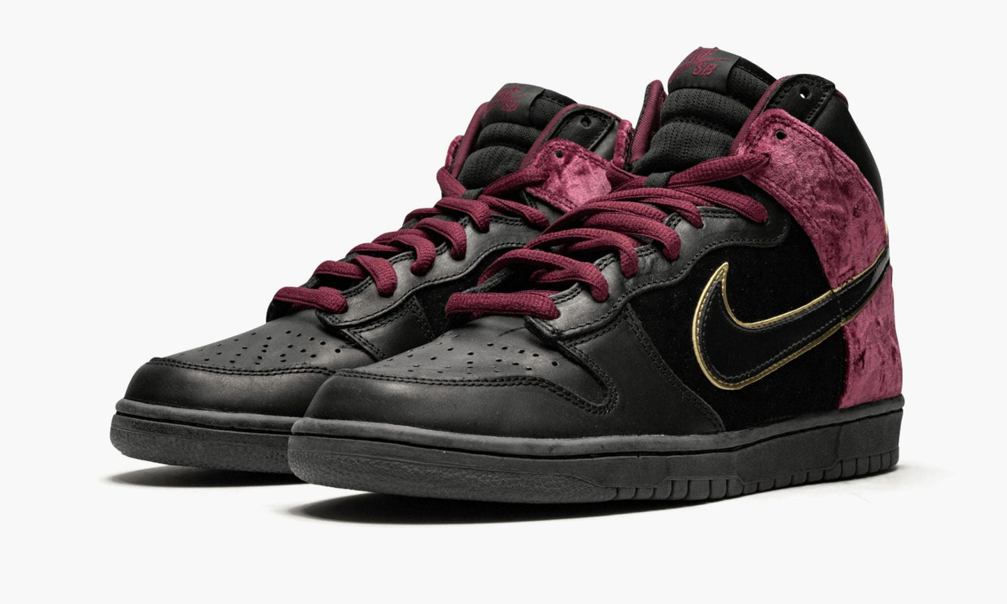 Dunk High Premium SB "Bloody Sunday"