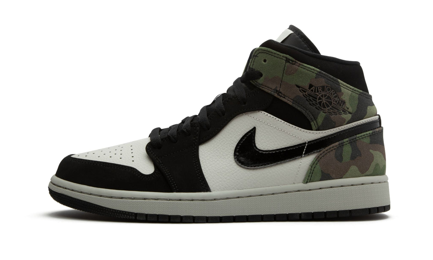 Air Jordan 1 Mid "Camo"