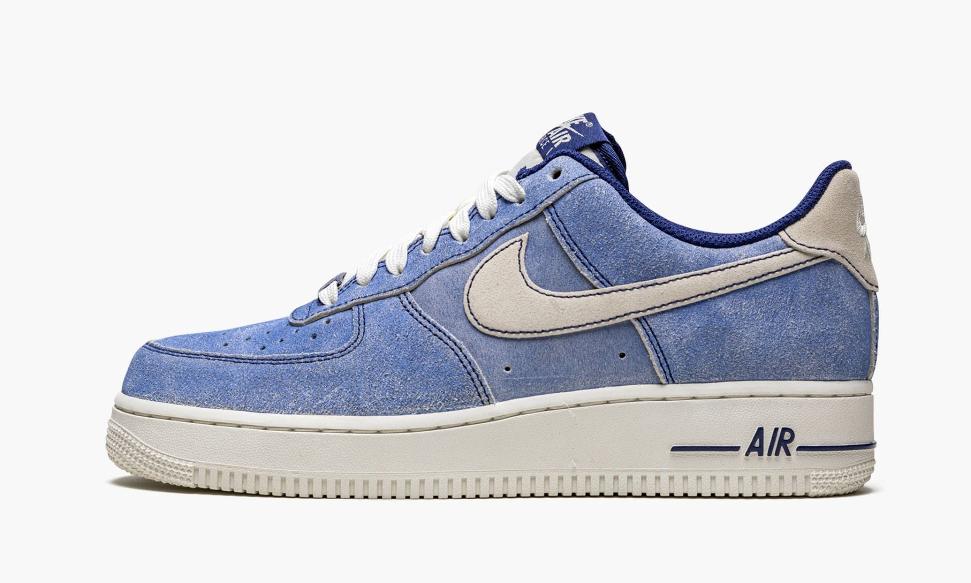 Air Force 1 Low '07 LV8 "Dusty Blue"