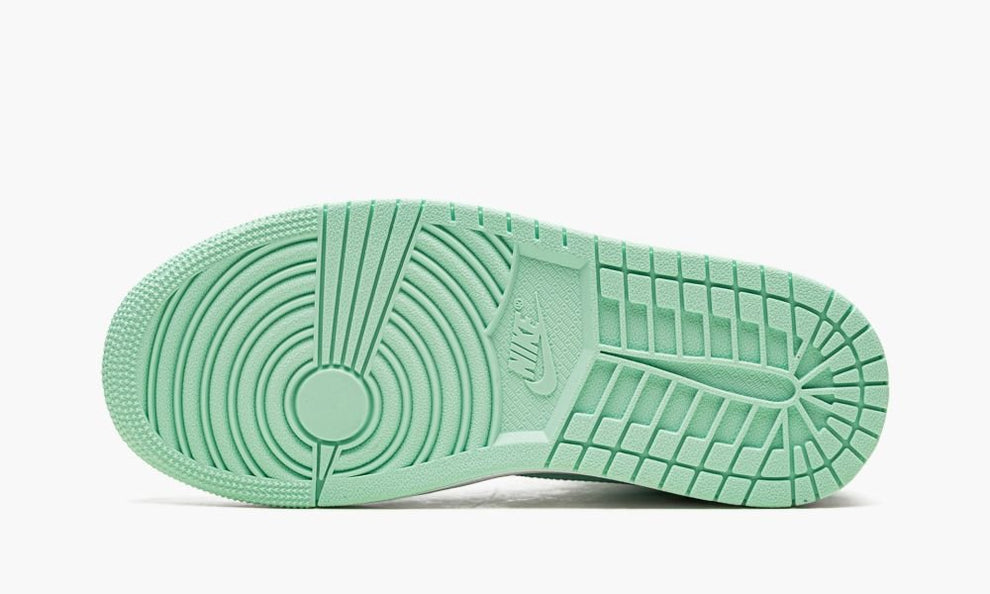 wmns air jordan mid